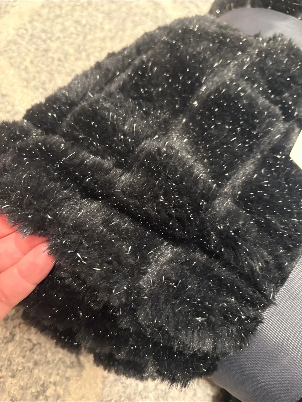 Ultra Plush Black Fur Throw - Super Soft